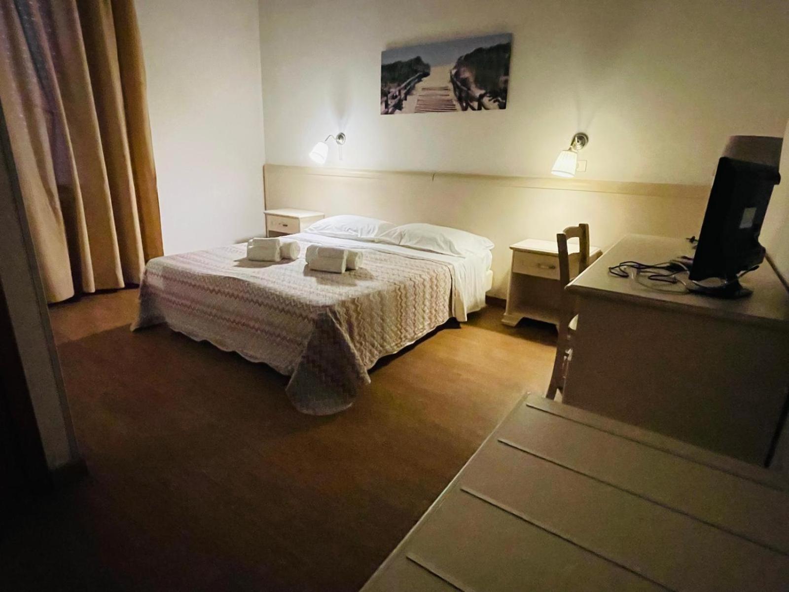 Hotel Ariston Piombino Dış mekan fotoğraf