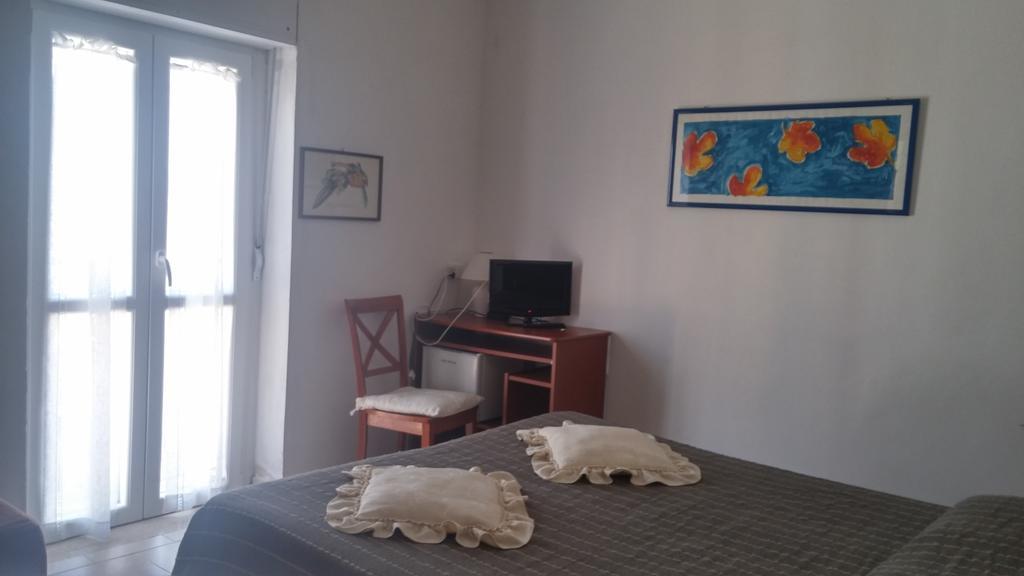 Hotel Ariston Piombino Dış mekan fotoğraf