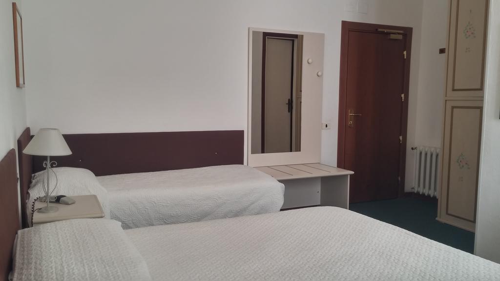 Hotel Ariston Piombino Dış mekan fotoğraf